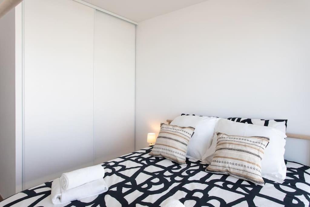 L17 Arenas Suite 3 Balconies 5Mins To The Sea Nice Exterior photo
